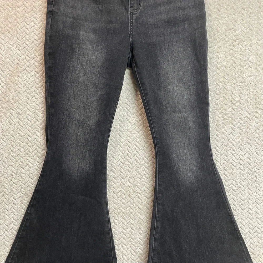 Judy Blue Black High Waisted‎ Super Flare Stretch 70s Retro Hippie Size 7/28